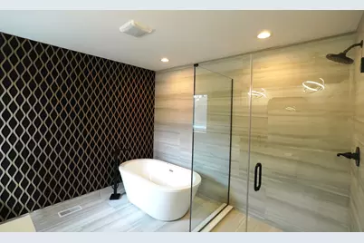 9615 S California Avenue, Evergreen Park, IL 60805 - Photo 17