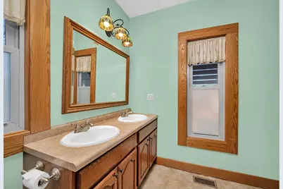 1220 Liberty Street, Morris, IL 60450 - Photo 17