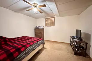 402 Woodside Pl, Dixon, IL 61021 - Photo 13