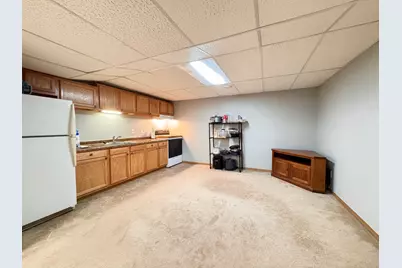 402 Woodside Place, Dixon, IL 61021 - Photo 11