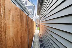 3138 N Richmond St, Chicago, IL 60618 - Photo 57