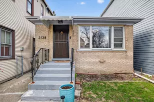 3138 N Richmond St, Chicago, IL 60618 - Photo 5