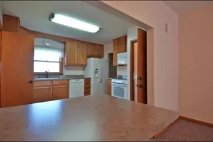 320 W Main St, Grand Ridge, IL 61325 - Photo 7