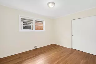 7516 N California Ave, Chicago, IL 60645 - Photo 9