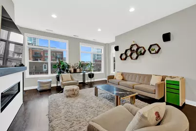 550 W Fulton Street #403, Chicago, IL 60661 - Photo 3