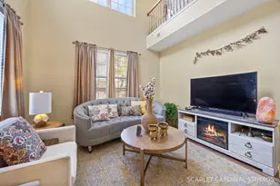 2578 Hillsboro Blvd, Aurora, IL 60503 - Photo 3