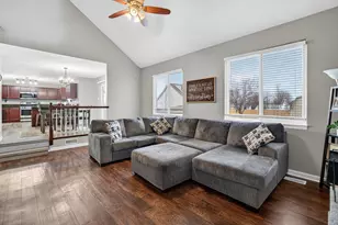 25560 S Mallard Dr, Channahon, IL 60410 - Photo 3