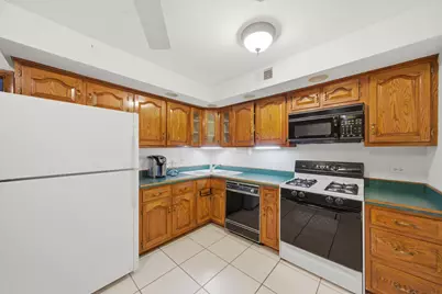 121 S Spruce Avenue #101, Wood Dale, IL 60191 - Photo 7