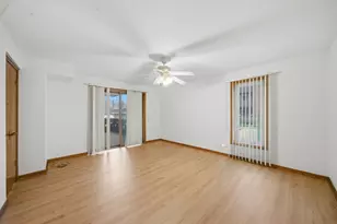 121 S Spruce Ave, Wood Dale, IL 60191 - Photo 11