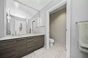 10 E Delaware Pl, Chicago, IL 60611 - Photo 23