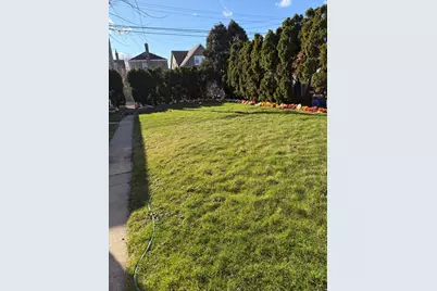 10210 S Rhodes Avenue, Chicago, IL 60628 - Photo 9