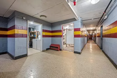 910 W Hillcrest Drive, Dekalb, IL 60115 - Photo 11