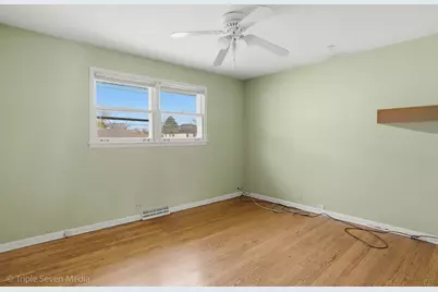 492 1st Avenue, Des Plaines, IL 60016 - Photo 9