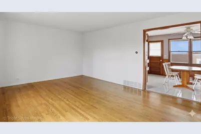 492 1st Avenue, Des Plaines, IL 60016 - Photo 5