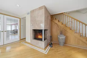 7538 E Praire Rd, Skokie, IL 60076 - Photo 3