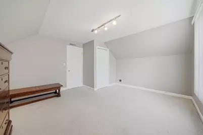 7538 E Praire Road, Skokie, IL 60076 - Photo 19