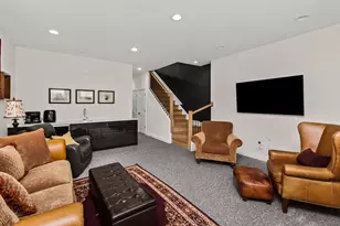 700 E 46th St, Chicago, IL 60653 - Photo 25