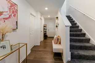 482 Comstock Rd Rd, South Elgin, IL 60177 - Photo 3