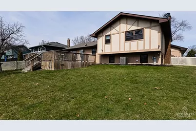 8336 Mending Wall Drive, Woodridge, IL 60517 - Photo 29