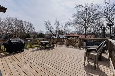 8336 Mending Wall Drive, Woodridge, IL 60517 - Photo 27