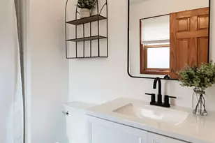 8336 Mending Wall Dr, Woodridge, IL 60517 - Photo 15