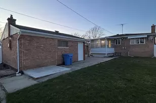 256 Maple Ave, South Chicago Heights, IL 60411 - Photo 33