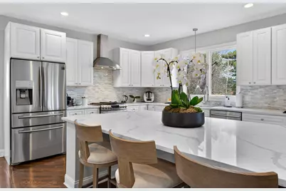 332 E Central Road, Arlington Heights, IL 60005 - Photo 11