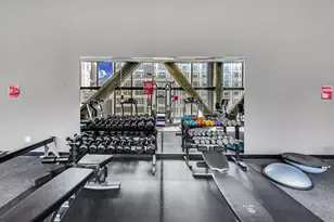 8 E Randolph St, Chicago, IL 60601 - Photo 31