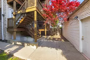 1525 W George St, Chicago, IL 60657 - Photo 19