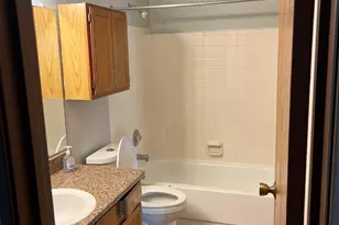 1205 Wyndham Ct, Palatine, IL 60074 - Photo 7