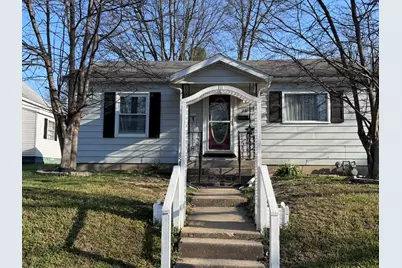 212 W Allmon Street, Salem, IL 62881 - Photo 1