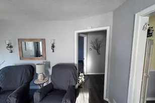 212 W Allmon St, Salem, IL 62881 - Photo 17