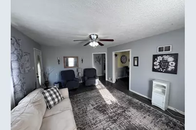 212 W Allmon Street, Salem, IL 62881 - Photo 7