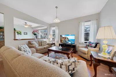 21400 Mays Lake Drive, Crest Hill, IL 60403 - Photo 5