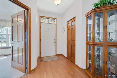 21400 Mays Lake Drive, Crest Hill, IL 60403 - Photo 3