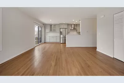 1634 Vermont Drive, Elk Grove Village, IL 60007 - Photo 5