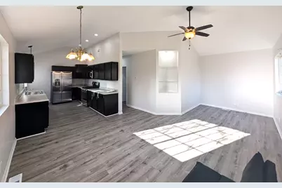 39477 N Hickory Avenue, Antioch, IL 60002 - Photo 5