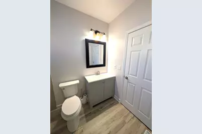 39477 N Hickory Avenue, Antioch, IL 60002 - Photo 9