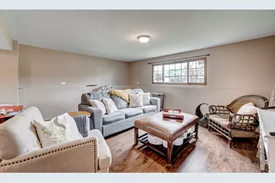 7215 Larchwood Lane, Woodridge, IL 60517 - Photo 17