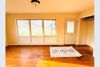 502 W Elm, Hoopeston, IL 60942 - Photo 5