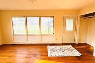 502 W Elm, Hoopeston, IL 60942 - Photo 5