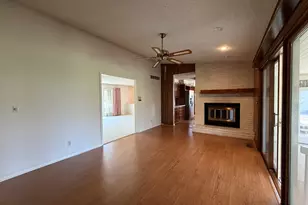 24 S Country Club Rd, Mattoon, IL 61938 - Photo 25