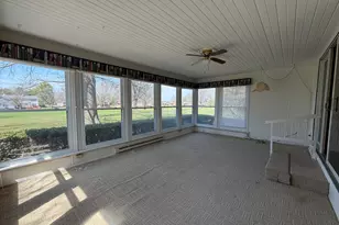 24 S Country Club Rd, Mattoon, IL 61938 - Photo 53