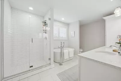 [Address not provided], Western Springs, IL 60558 - Photo 17