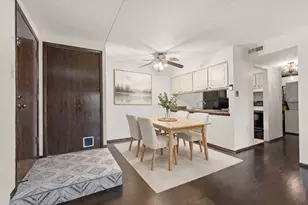 13911 James Dr, Crestwood, IL 60418 - Photo 3