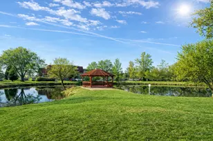 1850 Tall Oaks Dr, Aurora, IL 60505 - Photo 3