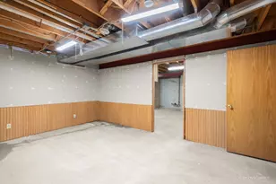 1986 Rosemary Cir, Lake Holiday, IL 60548 - Photo 29