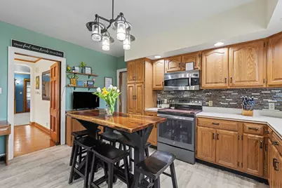 324 S Sangamon Avenue, Gibson City, IL 60936 - Photo 17