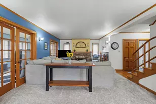 324 S Sangamon Ave, Gibson City, IL 60936 - Photo 9