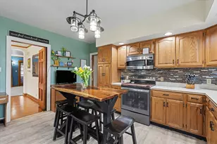 324 S Sangamon Ave, Gibson City, IL 60936 - Photo 15